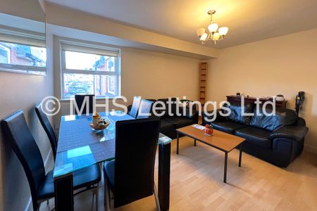 5 Bedroom Ground Floor Flat for rent in Headingley Rise - Photo 3
