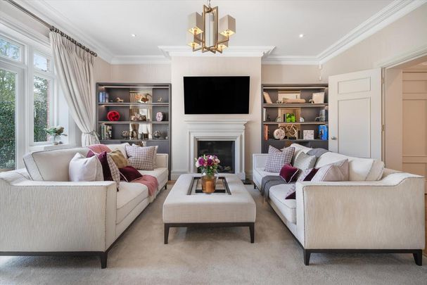 5 bedroom townhouse to rent - Photo 1