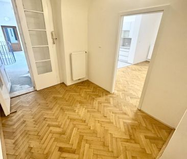 Pronájem bytu 4+kk 110 m2 - Fotografie 4