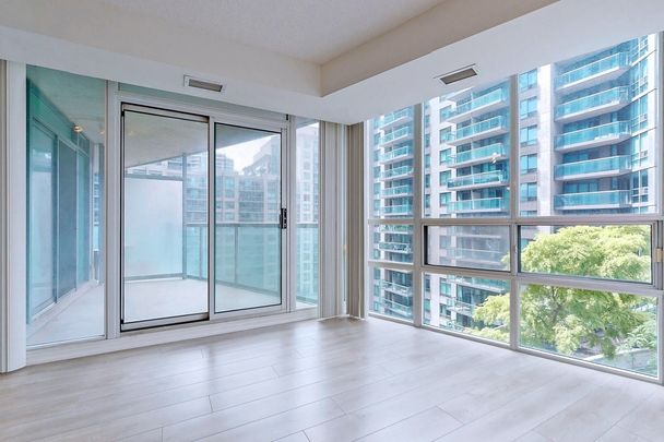 For Lease - 30 Grand Trunk Crescent Unit# 901, Toronto, Ontario - Photo 1