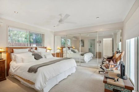Fully Furnished 4 Bedroom Home in Noosaville! - Photo 3