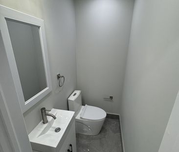 For Lease - 41 Maclaren Avenue Unit# UPPER, Barrie, Ontario - Photo 2