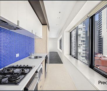 Spacious One Bedroom with Study In Heart of CBD - Unfurnished - Photo 2