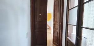KALVARIENBERGGASSE/ NÄHE ELTERLEINPLATZ ++ GERÄUMIGE & HELLE 50m² ALTBAUWOHNUNG MIT FLAIR ++ 2 ZIMMER ++ HOCHBETT ++ KÜCHE++ GESAMTMIETE 558, -- - Photo 2