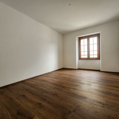 Appartement de 3.5 pièces au rez-de-chaussée entièrement rénové - Photo 1