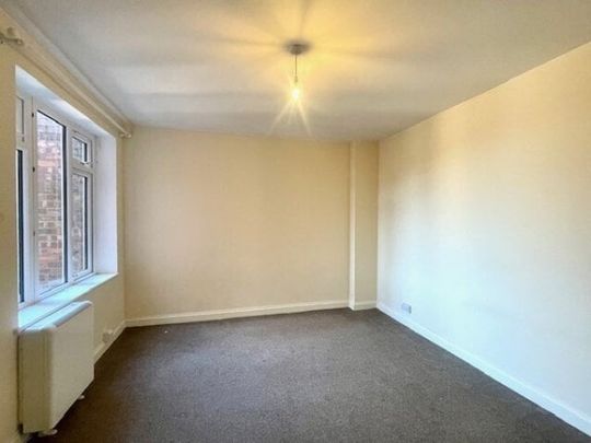 South Parade, Skegness, Property for rent - Photo 1