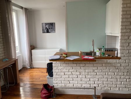 Location Appartement 1 pièce 30m² PARIS 17ème - Photo 3