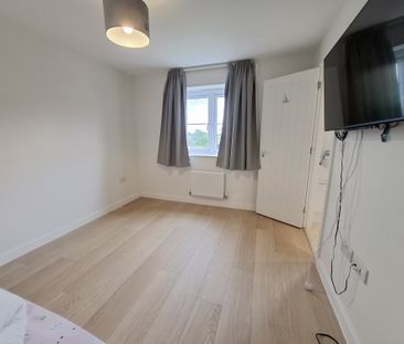 Farm End, Hemel Hempstead - Photo 2