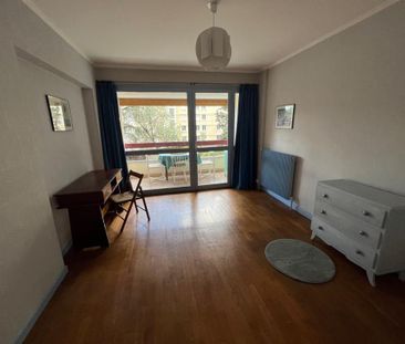 Location Appartement 3 pièces Meublé 74m² CALUIRE ET CUIRE 69300 - Photo 2