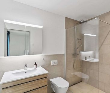 Moderne und lichtdurchflutete 4.5-Zimmer-Wohnung mit Gartenfläche - Photo 3