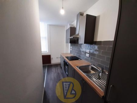 1 bedroom block of apartments to rent - Photo 3