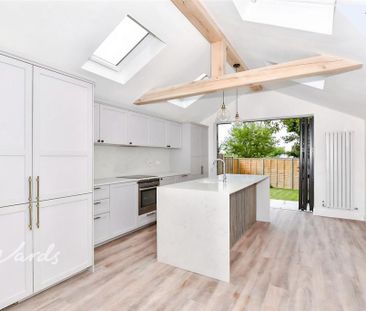 3 bedroom terraced house to rent - Photo 1