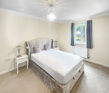 23 Millers Drive, Braintree, CM77 7FD - Photo 4