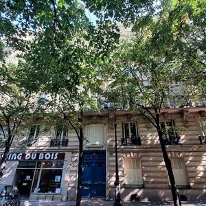 location Appartement T6 DE 179.4m² À PARIS - Photo 3