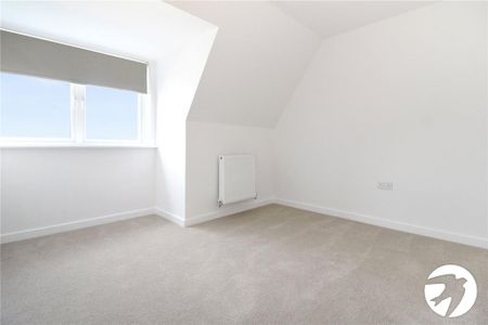 3 bedroom end of terrace house to rent - Photo 5