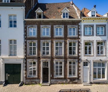 van Hasseltkade - Photo 1