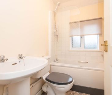 2 bedroom House to rent - Photo 5