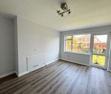 2 bedroom maisonette to rent - Photo 2