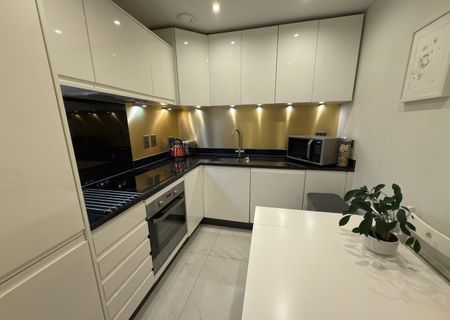 Room in a Shared Flat, Swannell Way, NW2 - Photo 3