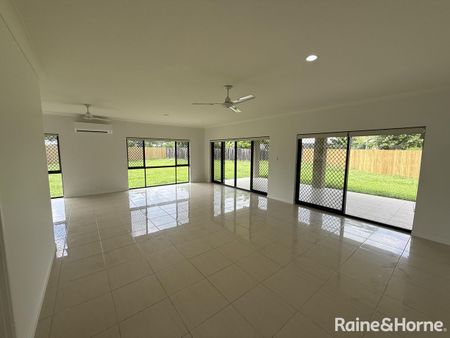 18 Spoonbill Close, Mossman, QLD 4873 - Photo 3