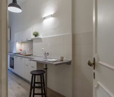 Piazza de Pitti, Florence, Tuscany 50125 - Photo 4