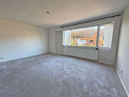 Dryclough Walk, Royton, OL2 - Photo 2