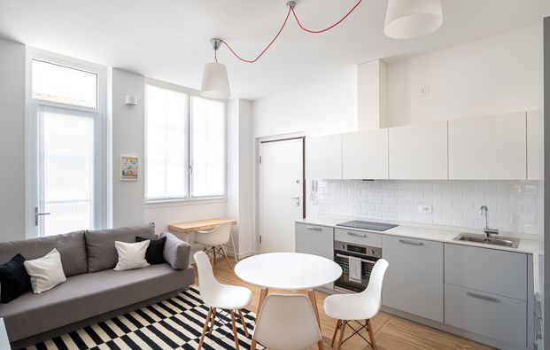 Two-bedroom apartment - Photo 1