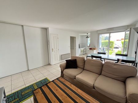 Location Appartement 3 pièces 58m² - Photo 3