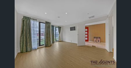 Spacious Family Home Offering Comfort, Style & Convenience - Photo 2