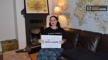 Cozy room in 3-bedroom apartment in Downtown, Dublin - Photo 5