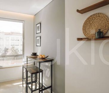 2 room luxury Flat for rent in Lisbon - Photo 2