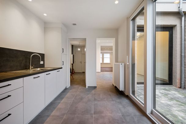 Karaktervolle woning met 3 slaapkamers vlak aan het centrum van Lier! - Foto 1