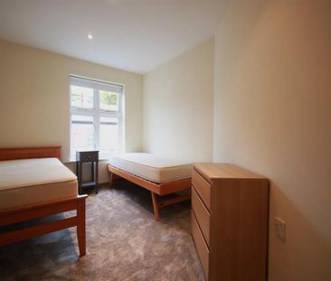 2 Bedroom Apartment To Let - Photo 4