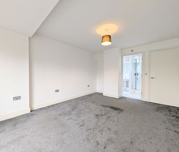 To Let – Westdene, Park Crescent, Hesketh Park – Two Bedroom Apt - Photo 6