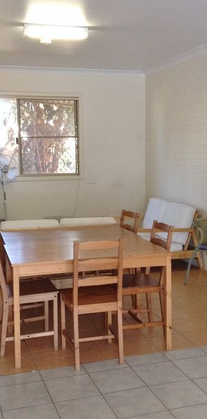 Shared Room In Piccadilly - Photo 1