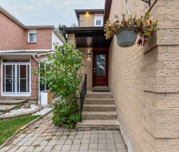 For Lease - 4354 Waterford Crescent Unit# Upper, Mississauga, Ontario - Photo 2