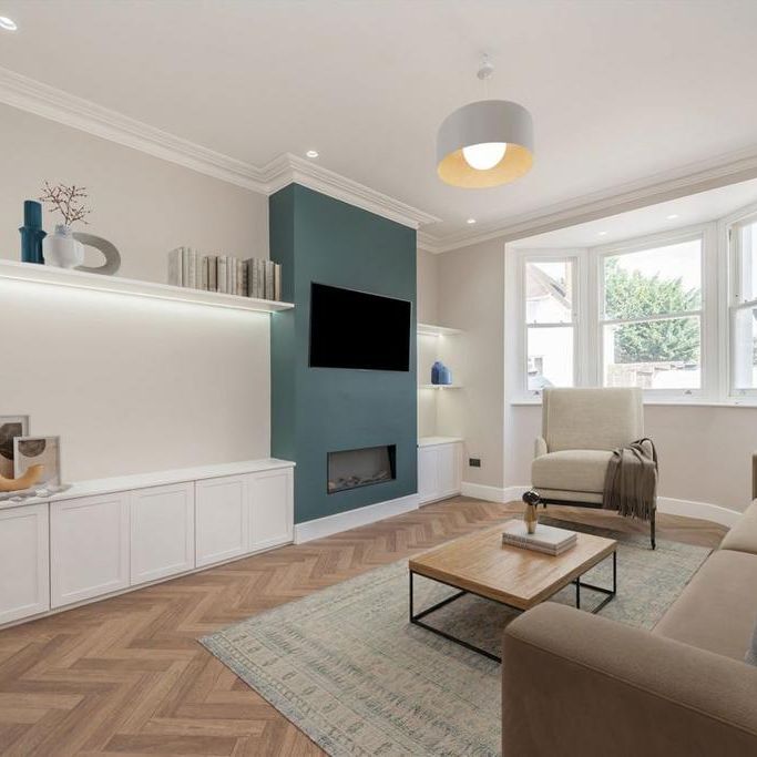 5 bedroom semi-detached house to rent - Photo 1