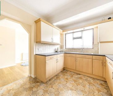 House share to rent - Photo 3