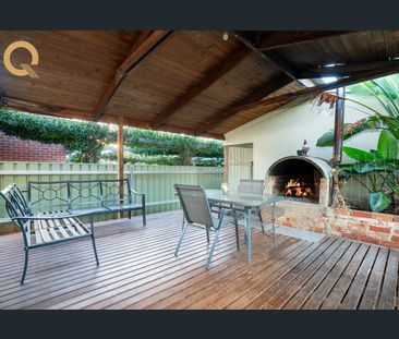 EAST ALBURY RED BRICK CHARMER - Photo 5