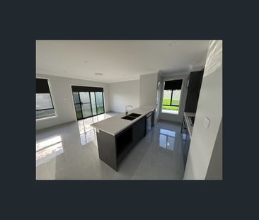 waiting for you - Photo 3