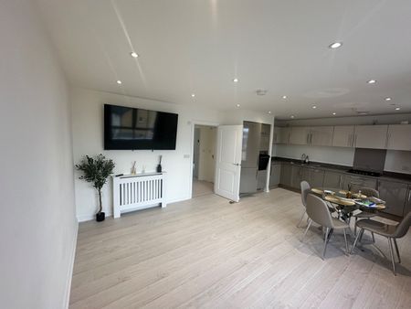 2 Bed Flat, Hunterscraig Drive, G5 - Photo 3