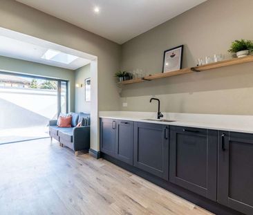 Pitcairn Road Room 4 - Photo 1