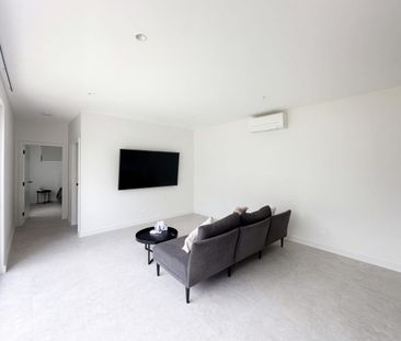 Sleek Modern Granny Flat with Stylish Interiors - Photo 1