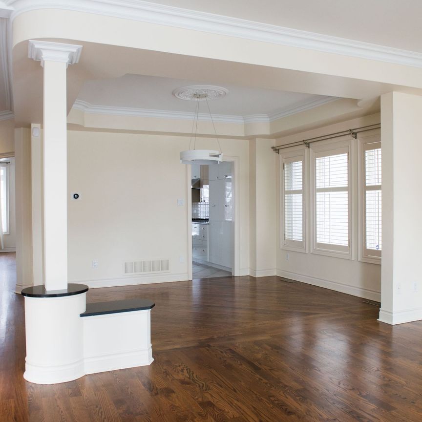 For Lease - 344 Glengarry Avenue, Toronto, Ontario - Photo 1