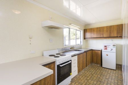 16A Ellesmere Crescent, Highbury, Palmerston North - Photo 4