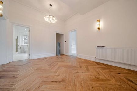 Newly renovated five bedroom apartment close to the centre of Tunbridge Wells. - Photo 4