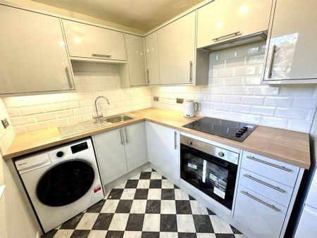 1 bedroom flat to rent - Photo 3