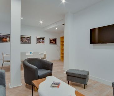 Large room in Fernán Gonzalez Street - Photo 4