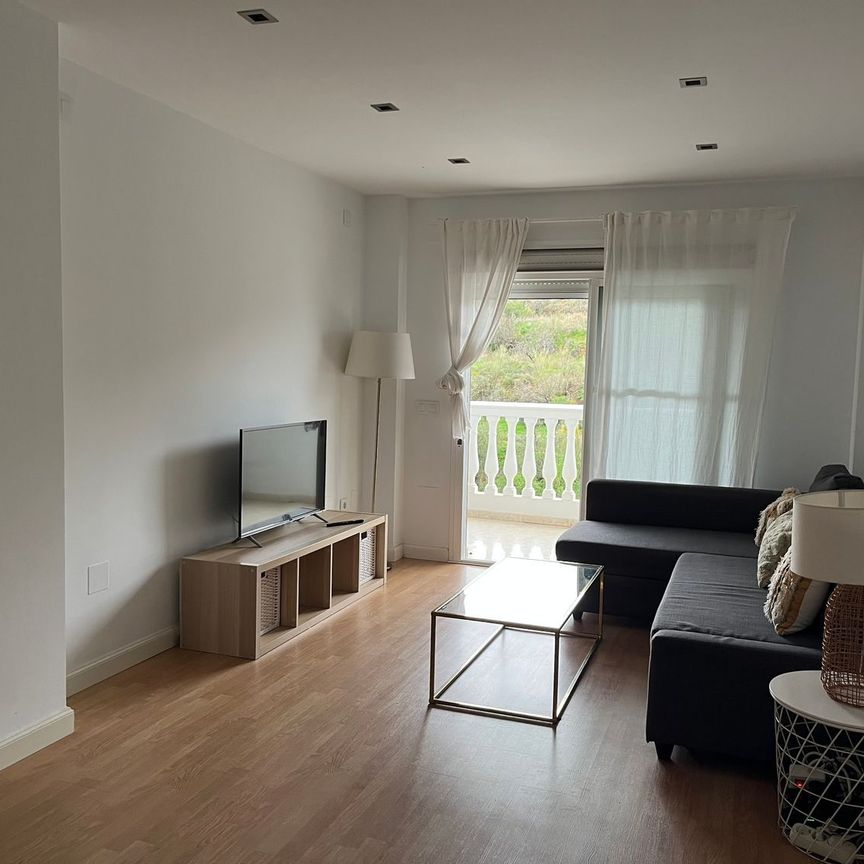 Alquiler de piso en Calle Acebuche, 30 - Photo 1