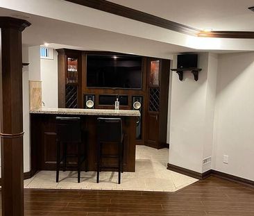 For Lease - 96 Smith Drive, Halton Hills, Ontario - Photo 4